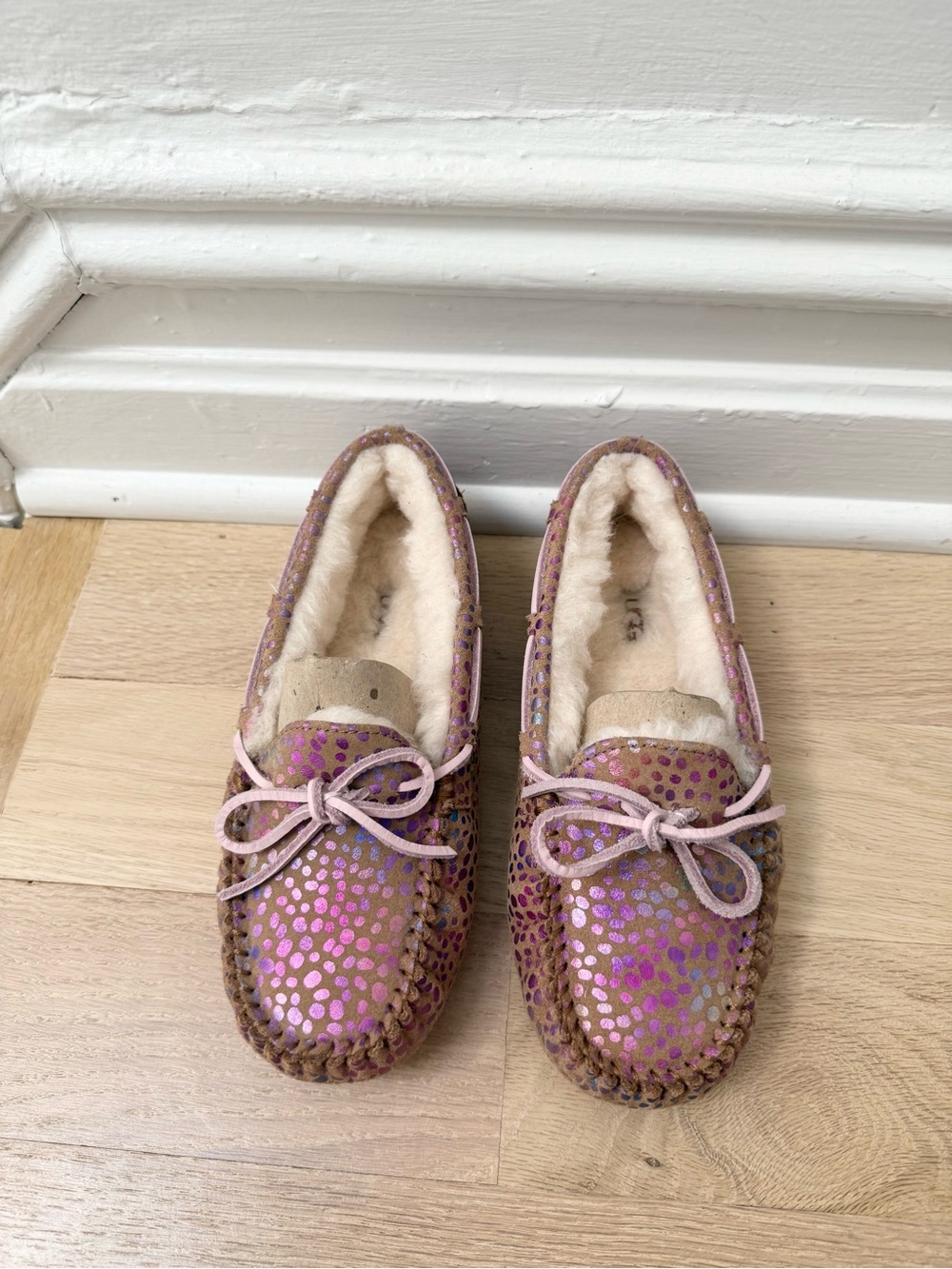 UGG Kids Metallic Pink Polka Dot Moccasin Slippers